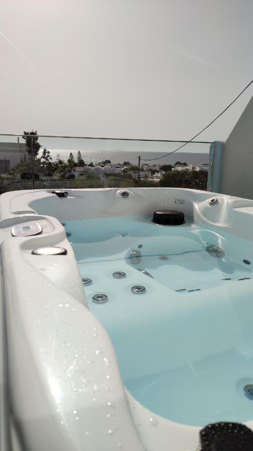 Blue Dream - Santorini Apartment Kamári Exterior foto